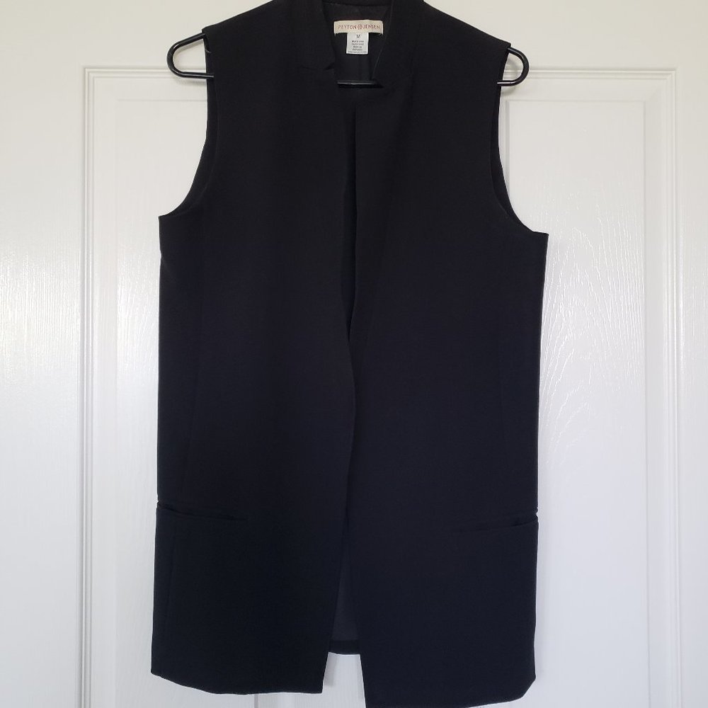 Peyton Jensen long black vest